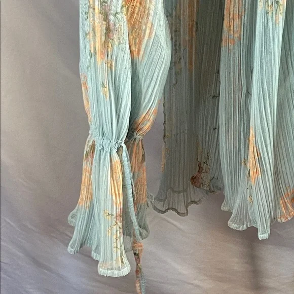 Free People Flowing Blouse in Soft Blue and Peach - Picture 6 of 16